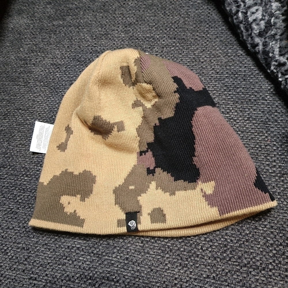 Mountain Hardwear Unisex Reversible Iconocolor Beanie - Picture 2 of 3